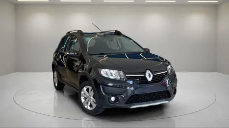 RENAULT Sandero 1.6 16V 4P FLEX STEPWAY AUTOM�TICO, Foto 2