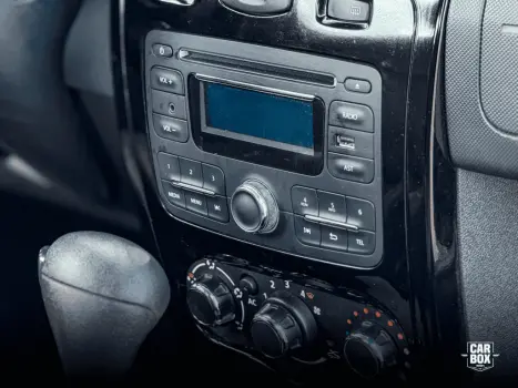 RENAULT Sandero 1.6 16V 4P FLEX STEPWAY AUTOM�TICO, Foto 12