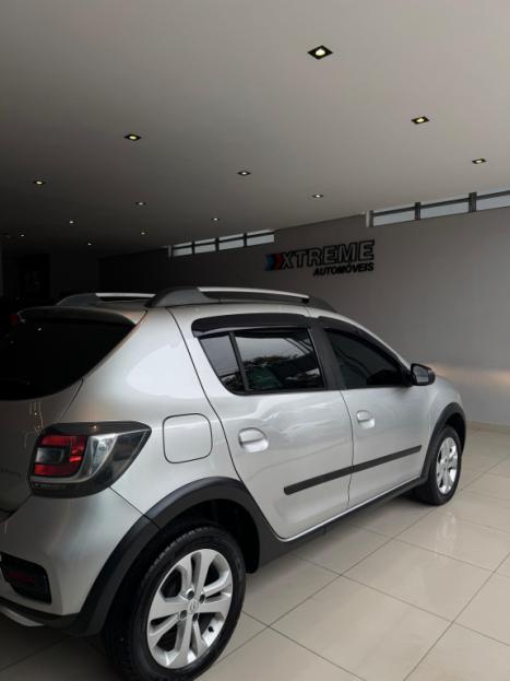 RENAULT Sandero 1.6 16V 4P FLEX SCE STEPWAY ZEN, Foto 3