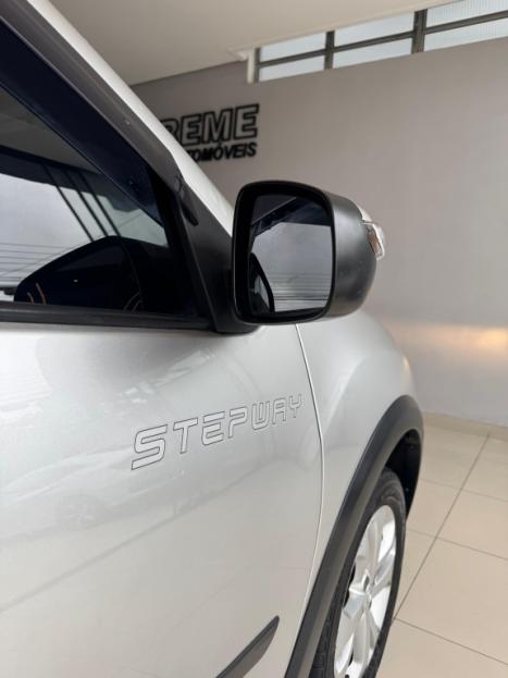 RENAULT Sandero 1.6 16V 4P FLEX SCE STEPWAY ZEN, Foto 6