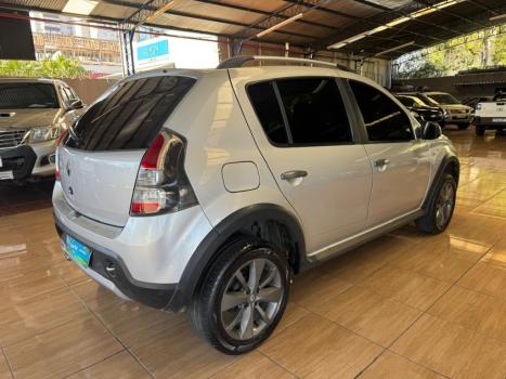 RENAULT Sandero 1.6 16V 4P FLEX STEPWAY, Foto 3