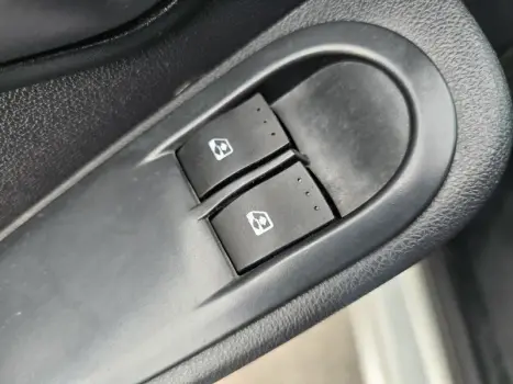 RENAULT Sandero 1.6 16V 4P FLEX SCE EXPRESSION, Foto 8