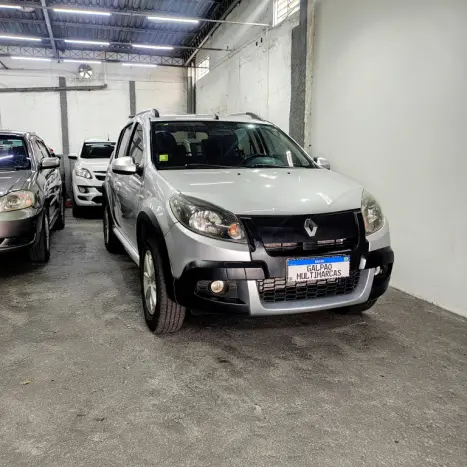RENAULT Sandero 1.6 16V 4P FLEX STEPWAY AUTOMÁTICO, Foto 2