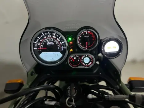 ROYAL ENFIELD Hymalayan 400 , Foto 12