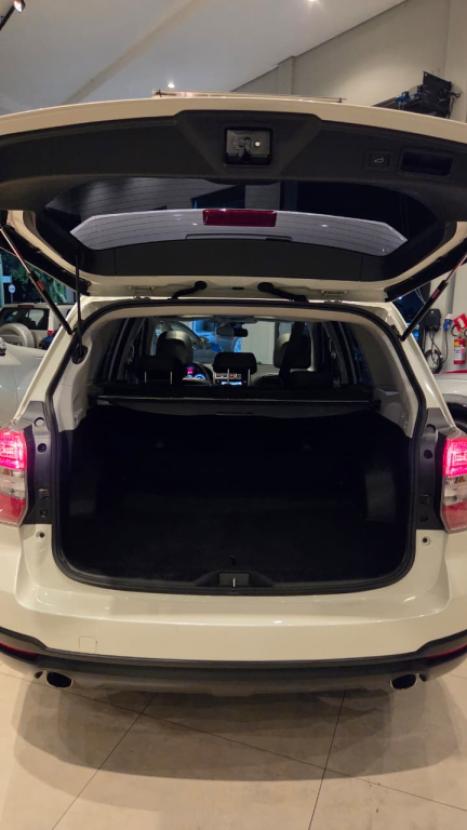 SUBARU Forester 2.0 16V 4P XT 4X4 AUTOM�TICO, Foto 13
