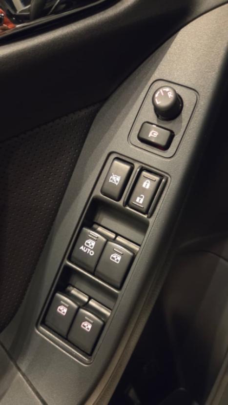 SUBARU Forester 2.0 16V 4P XT 4X4 AUTOM�TICO, Foto 36