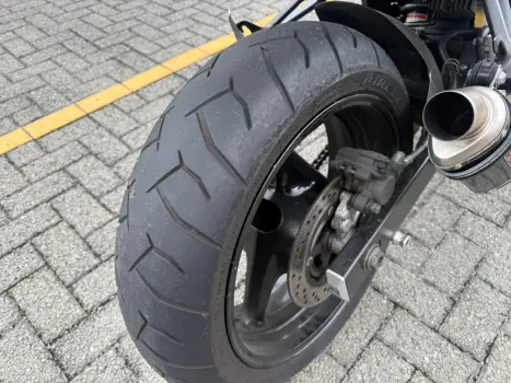 SUZUKI GSR 750 ZA, Foto 10