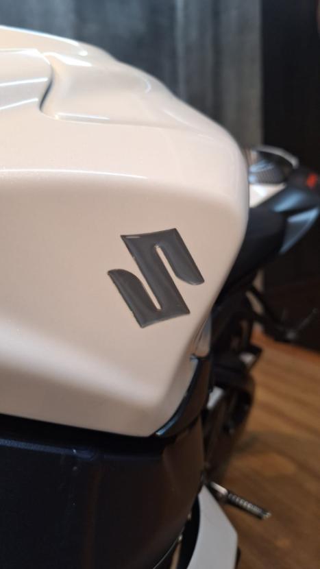 SUZUKI GSX-R 750 W , Foto 6