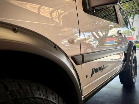 SUZUKI Jimny 1.3 16V 4SPORT 4X4, Foto 2 SUZUKI Jimny 1.3 16V 4SPORT 4X4, Foto 2