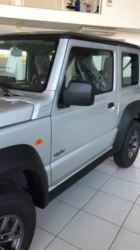 SUZUKI Jimny 1.5 16V SIERRA 4YOU 4X4 AUTOMTICO, Foto 3