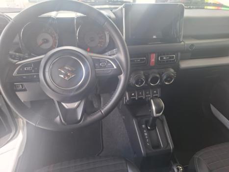 SUZUKI Jimny 1.5 16V SIERRA 4STYLE 4X4 AUTOMTICO, Foto 4