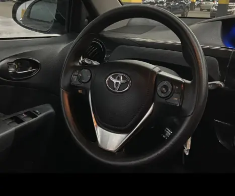 TOYOTA Etios Hatch 1.5 16V 4P FLEX XS AUTOM�TICO, Foto 3