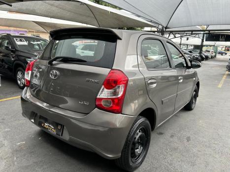 TOYOTA Etios Hatch 1.5 16V 4P FLEX XS AUTOMTICO, Foto 11