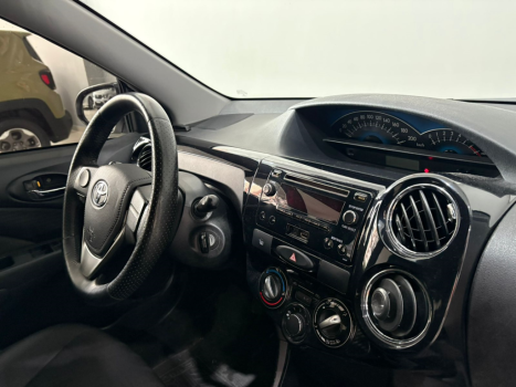 TOYOTA Etios Hatch 1.5 16V 4P FLEX XS, Foto 8