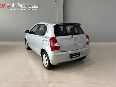 TOYOTA Etios Hatch 1.5 16V 4P FLEX XS, Foto 4