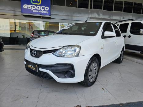 TOYOTA Etios Hatch 1.3 16V 4P FLEX X, Foto 2