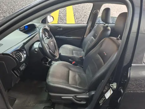 TOYOTA Etios Hatch 1.5 16V 4P FLEX PLATINUM AUTOM�TICO, Foto 6