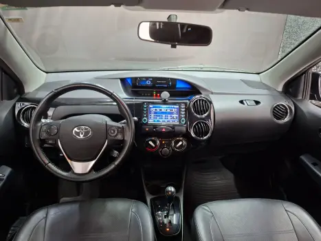 TOYOTA Etios Hatch 1.5 16V 4P FLEX PLATINUM AUTOM�TICO, Foto 9