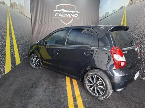 TOYOTA Etios Hatch 1.5 16V 4P FLEX PLATINUM AUTOM�TICO, Foto 16