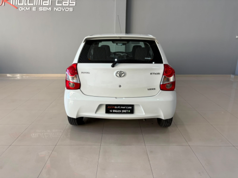 TOYOTA Etios Hatch 1.3 16V 4P FLEX XS, Foto 6