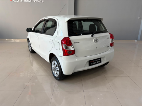 TOYOTA Etios Hatch 1.3 16V 4P FLEX XS, Foto 7