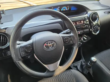 TOYOTA Etios Hatch 1.5 16V 4P FLEX X PLUS, Foto 9