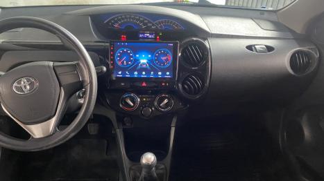 TOYOTA Etios Hatch 1.3 16V 4P FLEX X, Foto 7