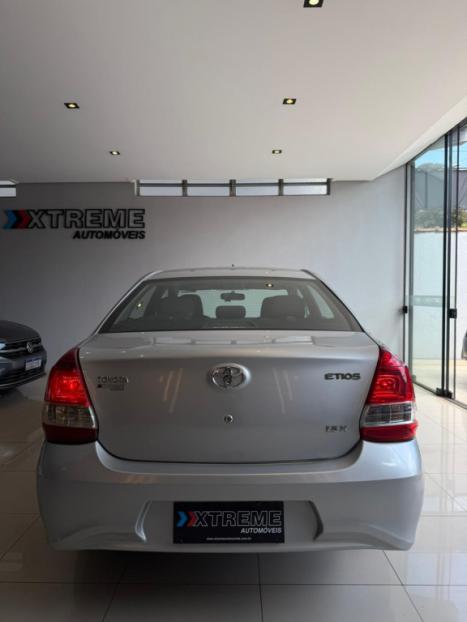TOYOTA Etios Sedan 1.5 16V 4P FLEX X PLUS AUTOM�TICO, Foto 5