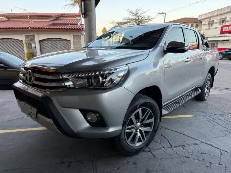 TOYOTA Hilux Caminhonete 2.8 16V SRX 4X4 DIESEL CABINE DUPLA AUTOMTICO, Foto 3