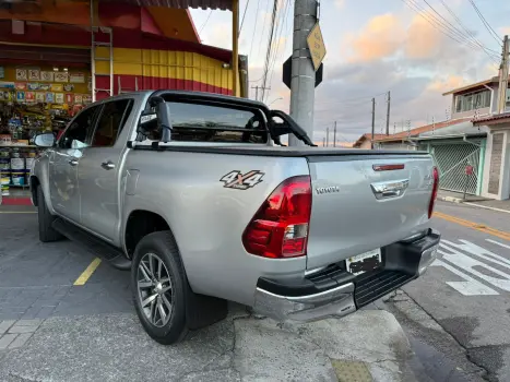 TOYOTA Hilux Caminhonete 2.8 16V SRX 4X4 DIESEL CABINE DUPLA AUTOMTICO, Foto 5
