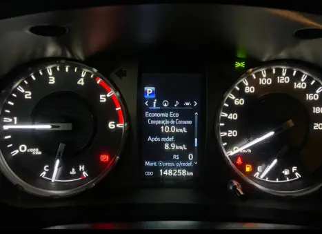 TOYOTA Hilux Caminhonete 2.8 16V SRX 4X4 DIESEL CABINE DUPLA AUTOM�TICO, Foto 2