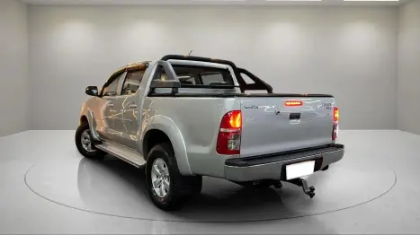TOYOTA Hilux Caminhonete 3.0 16V 4P SRV TURBO DIESEL CABINE DUPLA, Foto 6