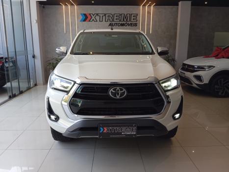 TOYOTA Hilux Caminhonete 2.8 16V 4P SRX DIESEL CABINE DUPLA, Foto 1
