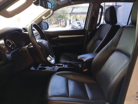 TOYOTA Hilux Caminhonete 2.8 16V 4P SRX DIESEL CABINE DUPLA, Foto 6