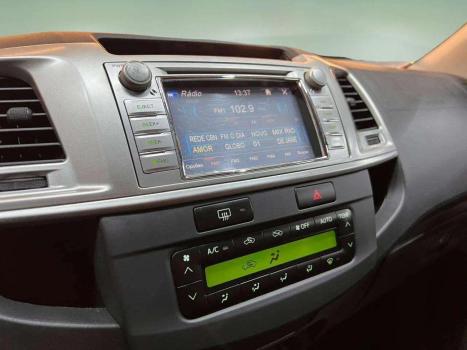 TOYOTA Hilux Caminhonete 3.0 16V 4P SRV TURBO DIESEL CABINE DUPLA, Foto 17