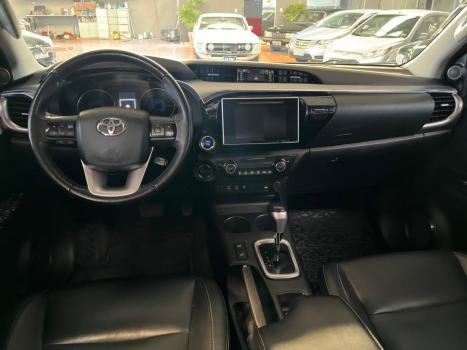 TOYOTA Hilux Caminhonete 3.0 16V 4P 4X4 SRV TURBO DIESEL CABINE DUPLA AUTOMTICO, Foto 5