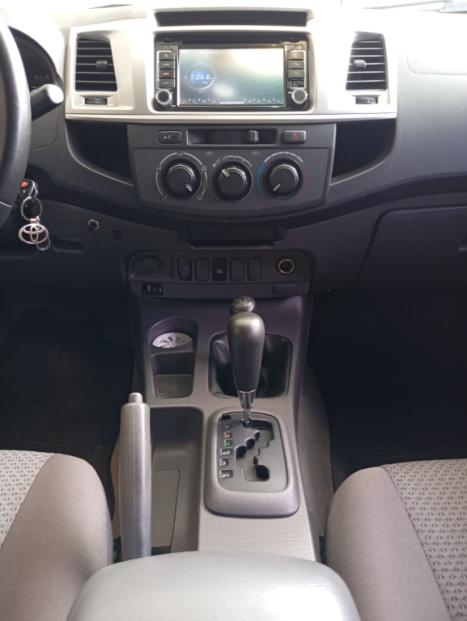 TOYOTA Hilux Caminhonete 3.0 4P SR TURBO DIESEL CABINE DUPLA, Foto 9