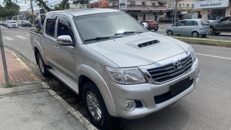 TOYOTA Hilux Caminhonete 3.0 4P 4X4 SRV TURBO DIESEL CABINE DUPLA, Foto 9