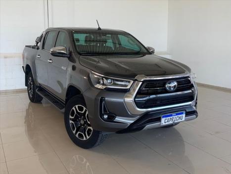 TOYOTA Hilux Caminhonete 2.8 16V SRX 4X4 TURBO DIESEL CABINE DUPLA AUTOM�TICO, Foto 2