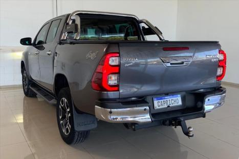 TOYOTA Hilux Caminhonete 2.8 16V SRX 4X4 TURBO DIESEL CABINE DUPLA AUTOM�TICO, Foto 4