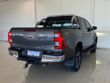 TOYOTA Hilux Caminhonete 2.8 16V SRX 4X4 TURBO DIESEL CABINE DUPLA AUTOM�TICO, Foto 6