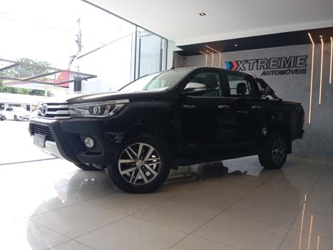 TOYOTA Hilux Caminhonete 2.8 16V SRX 4X4 DIESEL CABINE DUPLA AUTOM�TICO, Foto 2