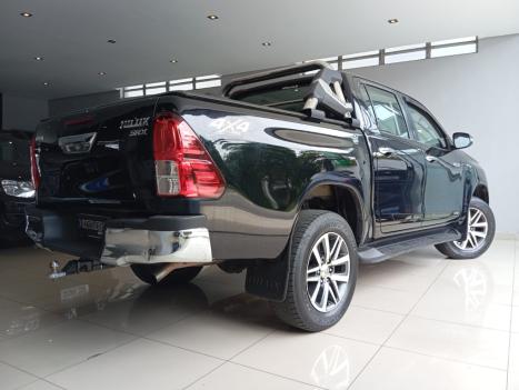 TOYOTA Hilux Caminhonete 2.8 16V SRX 4X4 DIESEL CABINE DUPLA AUTOM�TICO, Foto 3