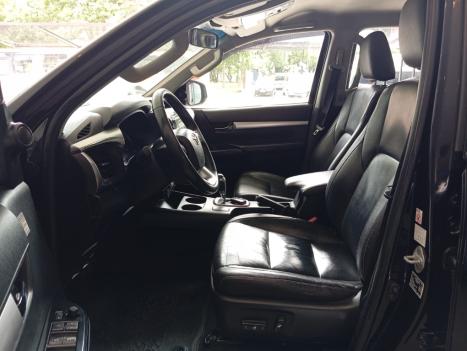 TOYOTA Hilux Caminhonete 2.8 16V SRX 4X4 DIESEL CABINE DUPLA AUTOM�TICO, Foto 6