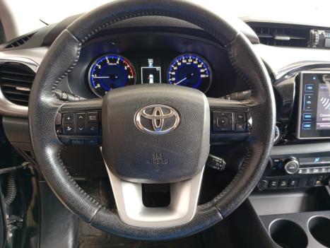 TOYOTA Hilux Caminhonete 2.8 16V SRX 4X4 DIESEL CABINE DUPLA AUTOM�TICO, Foto 11