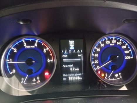 TOYOTA Hilux Caminhonete 2.8 16V SRX 4X4 DIESEL CABINE DUPLA AUTOM�TICO, Foto 13