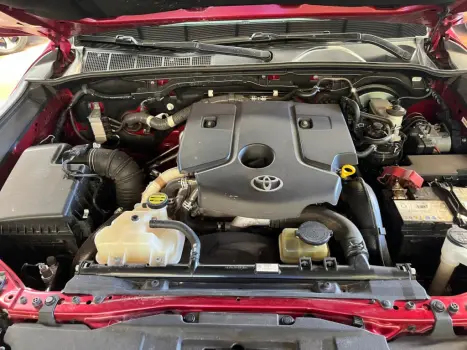 TOYOTA Hilux Caminhonete 2.8 16V SRX 4X4 DIESEL CABINE DUPLA AUTOM�TICO, Foto 6