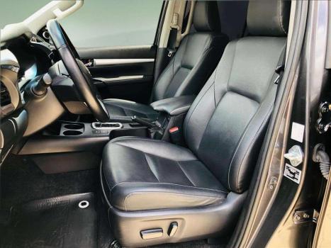 TOYOTA Hilux Caminhonete 2.8 16V SRX 4X4 TURBO DIESEL CABINE DUPLA AUTOM�TICO, Foto 7