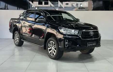 TOYOTA Hilux Caminhonete 2.8 16V SRV 4X4 DIESEL CABINE DUPLA AUTOM�TICO, Foto 4