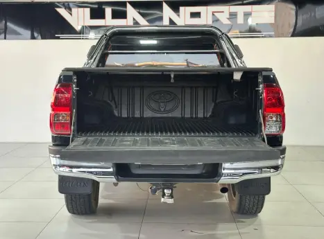 TOYOTA Hilux Caminhonete 2.8 16V SRV 4X4 DIESEL CABINE DUPLA AUTOM�TICO, Foto 6